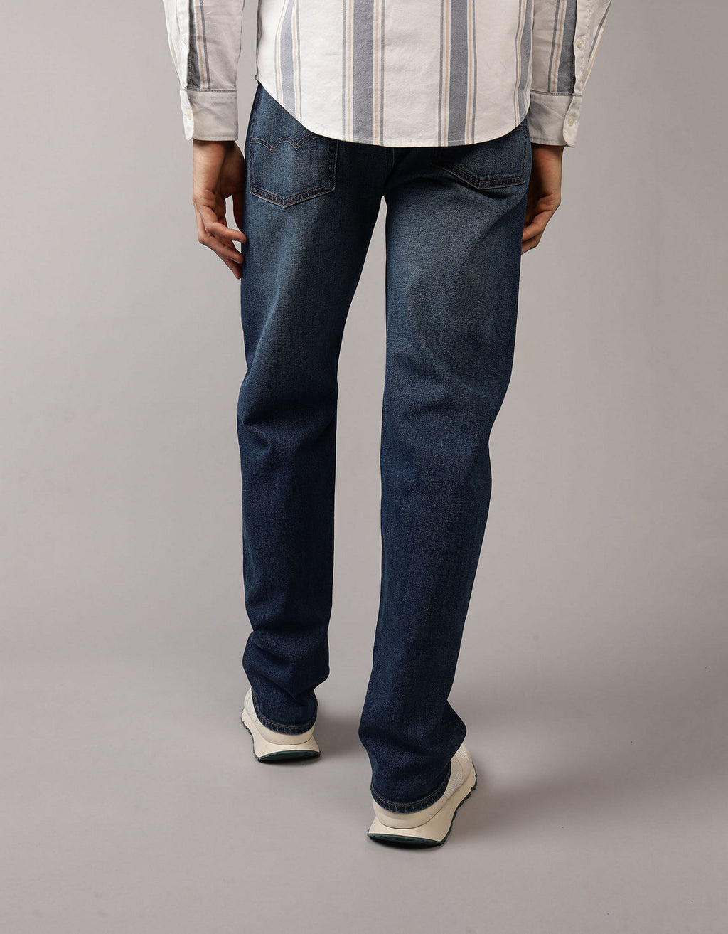 Jean straight bota recta de hombre AE - Azul 0111_7048_334_ob