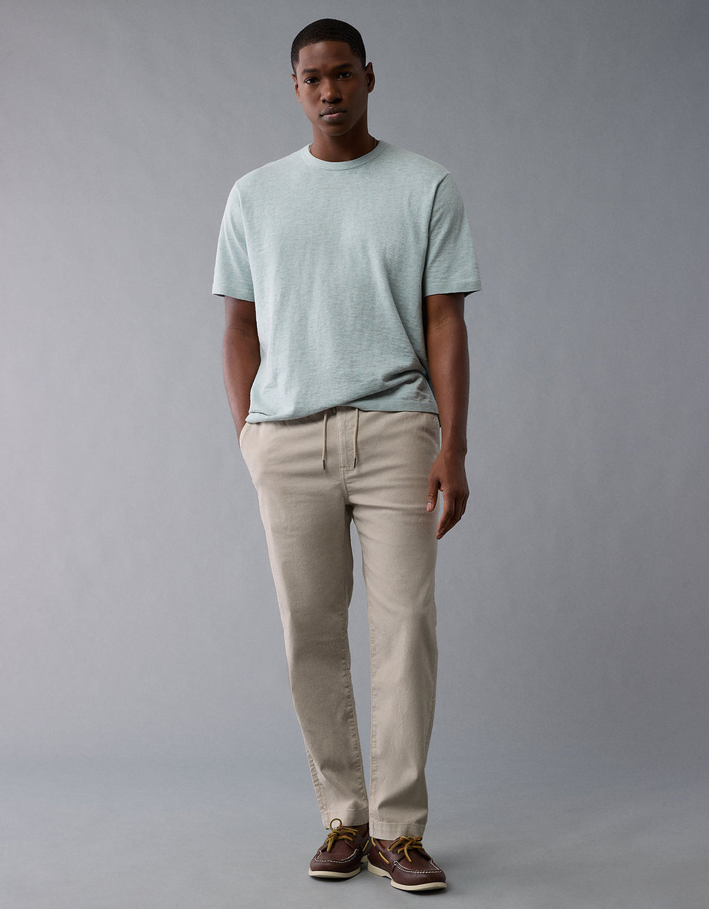 Pantalón ajustado de hombre AE - Caqui 0127_5062_204_of