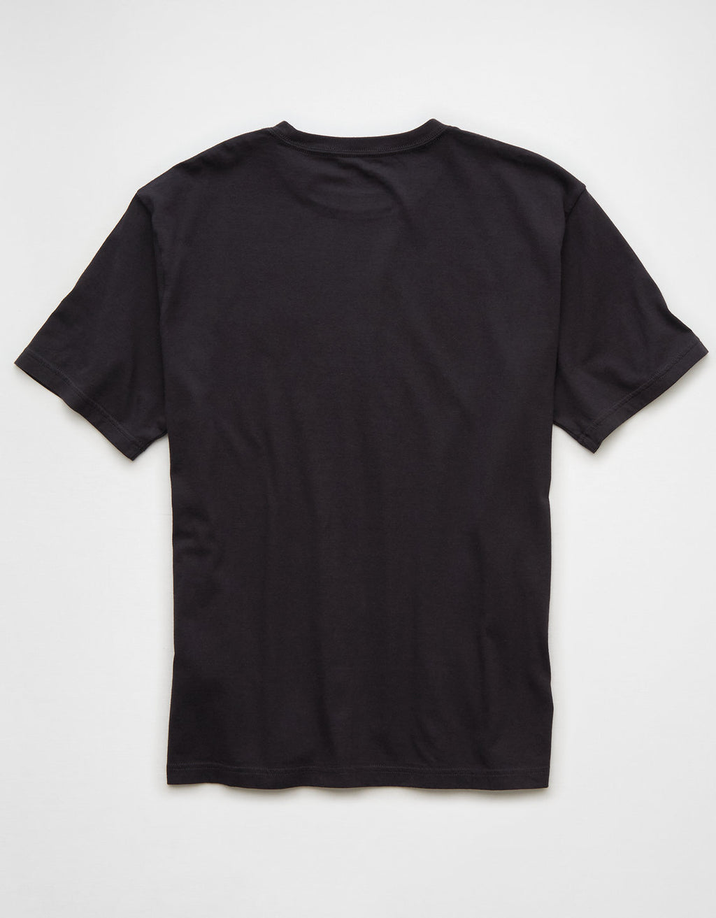 Polo sin Cuello con Gráfico Manga Corta Hombre AE - Negro 0181_3947_001_b