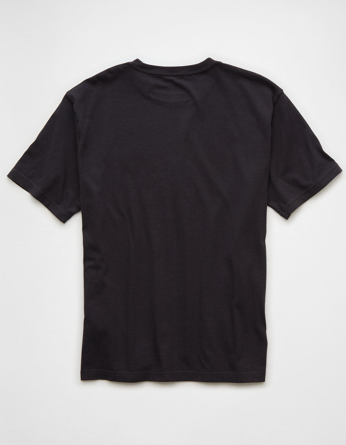 Polo sin Cuello con Gráfico Manga Corta Hombre AE - Negro 0181_3947_001_b