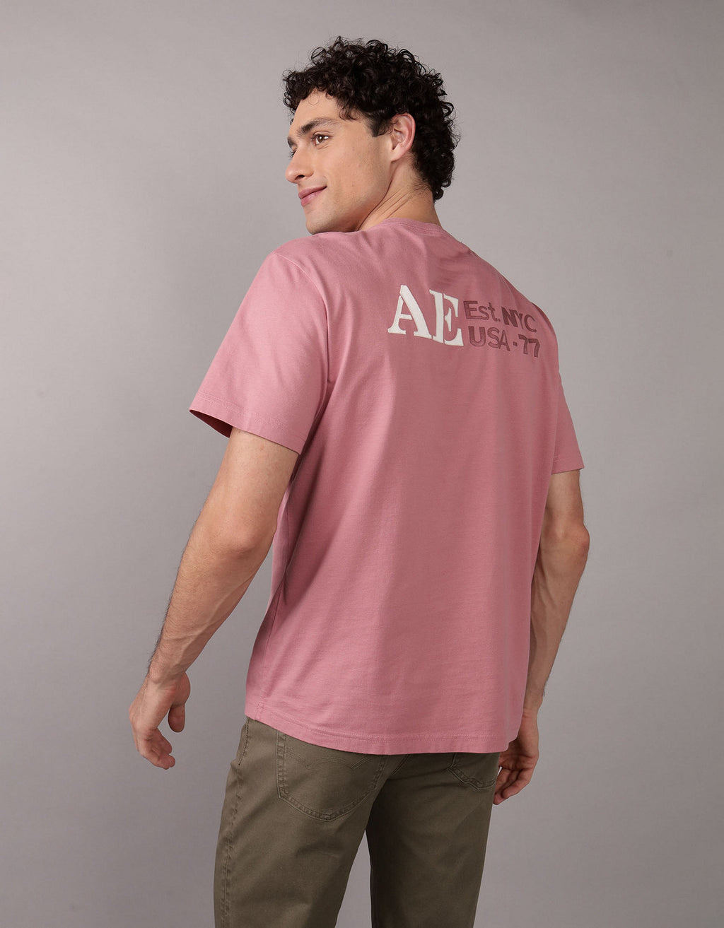 Polo sin Cuello gráfica con logotipo aplicado de AE - Generico 0181_4253_107_ob