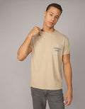 Polo sin Cuello Gráfica con Logotipo Elevado Ae - Caqui 0181_4426_212_of