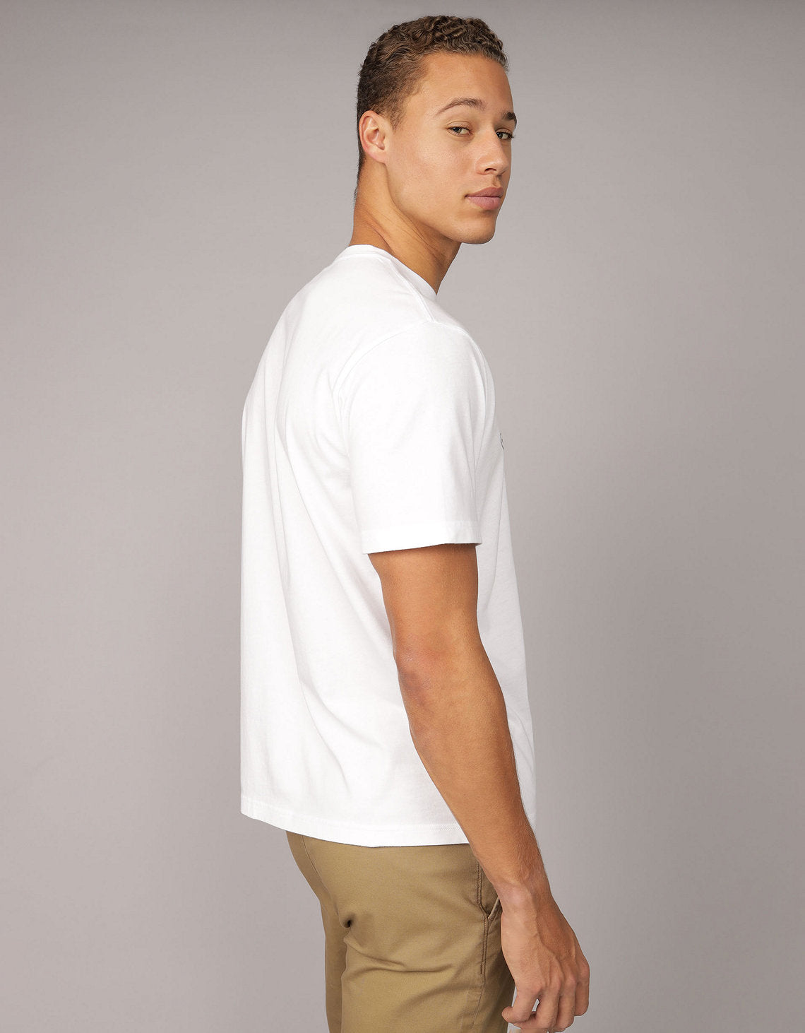 Polo sin Cuello Gráfica con Logo Ae - Blanco 0181_4493_100_ob