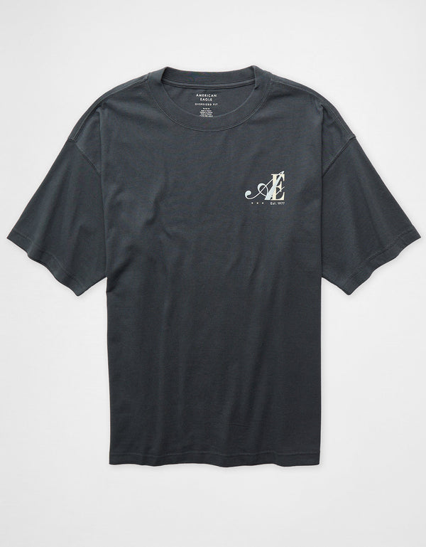 Camiseta Oversized Gráfica con Logo Ae - Negro
