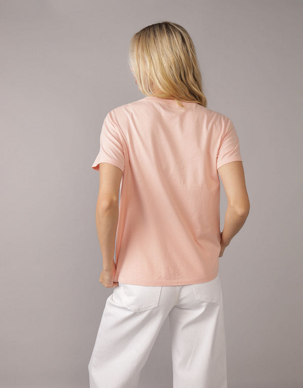 Polo sin Cuello Gráfica de Marca Ae - Rosa