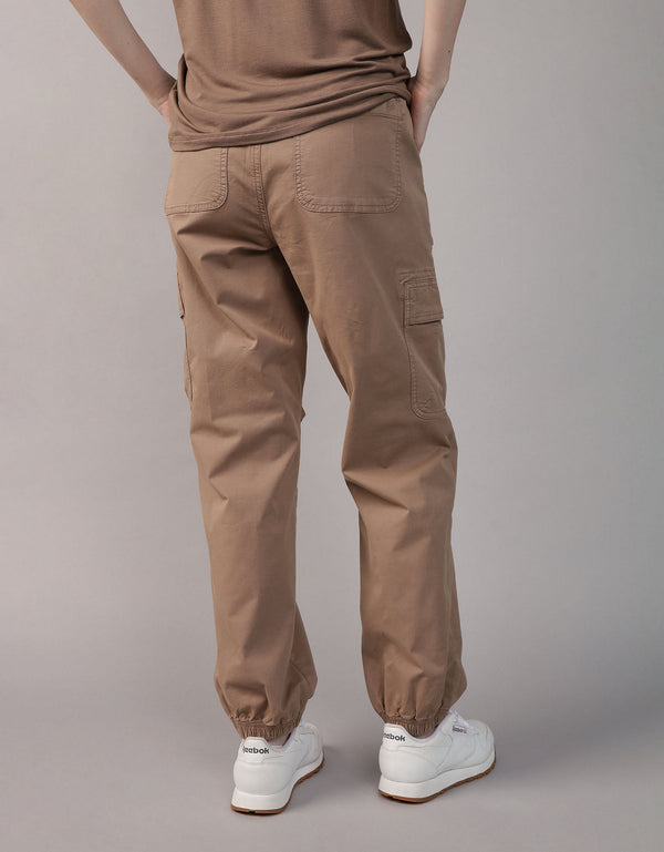 Jogger tipo cargo baggy de mujer AE - Café