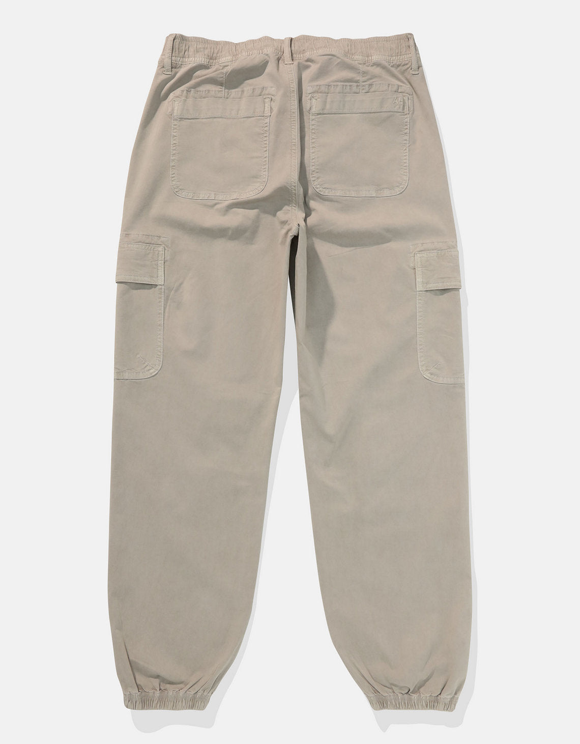 Jogger tipo cargo baggy de mujer AE - Gris 0322_5429_951_b
