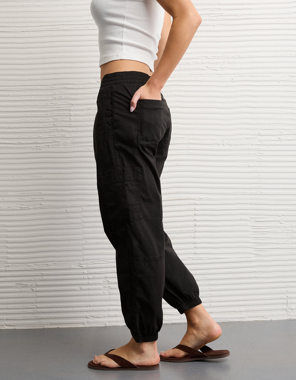Jogger Baggy de Tiro Alto Ae - Negro 0322_5733_016_os