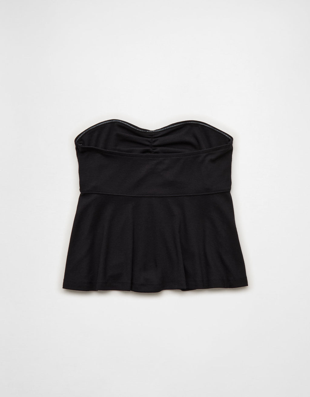 Camiseta strapless con escote Ae - Negro 0366_6445_073_b