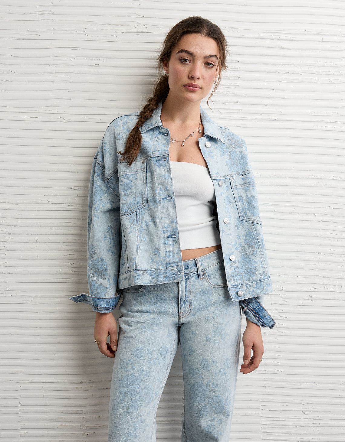 Chaqueta en denim con estampado floral Ae - Azul 0381_3795_488_of