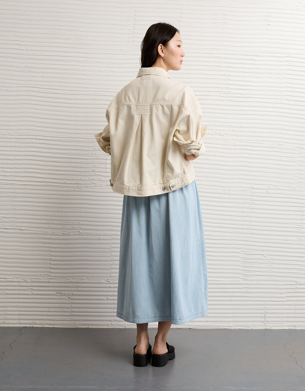 Chaqueta Vaquera Ae Swing - Beige 0381_3796_106_ob