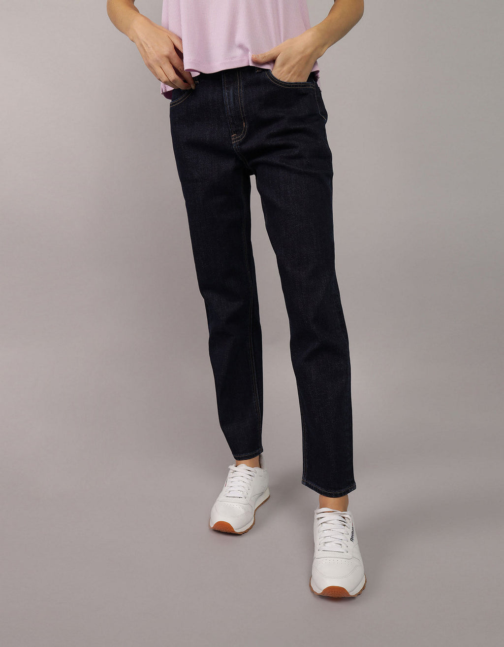 Jean straight de tiro alto de mujer AE - Generico 0435_5508_852_of