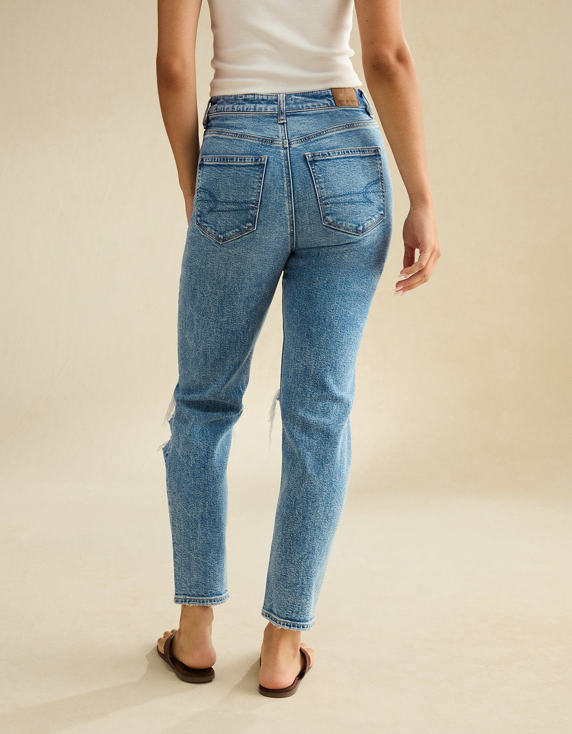 Jean AE mom strigid con rotos - Azul 0436_3936_923_ob