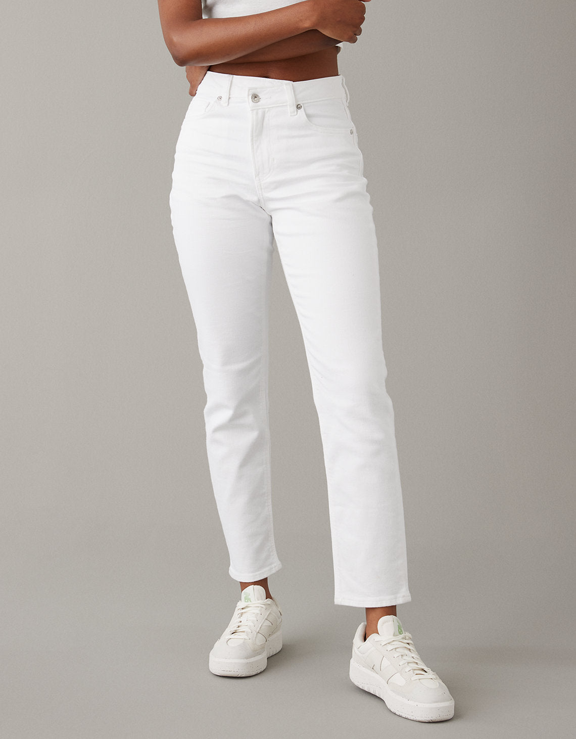 Ae Stretch mom Jean - Blanco 0436_4332_110_d2