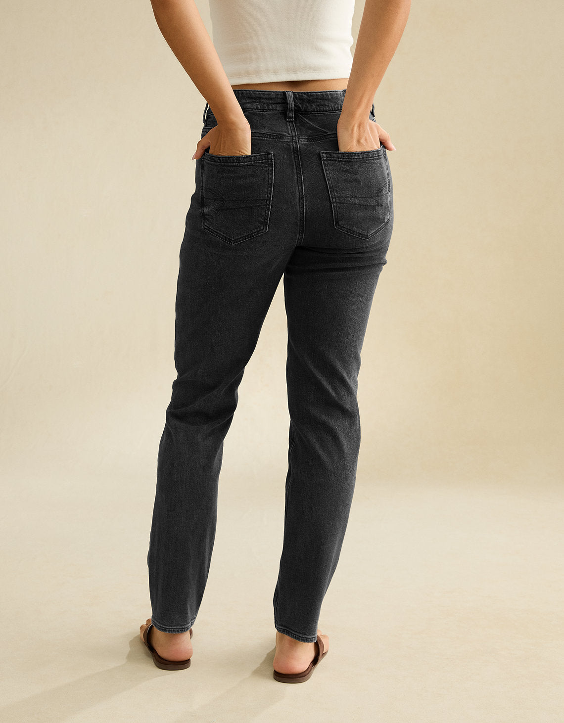 Jean Mom Strigid Ae - Negro 0436_5794_022_ob
