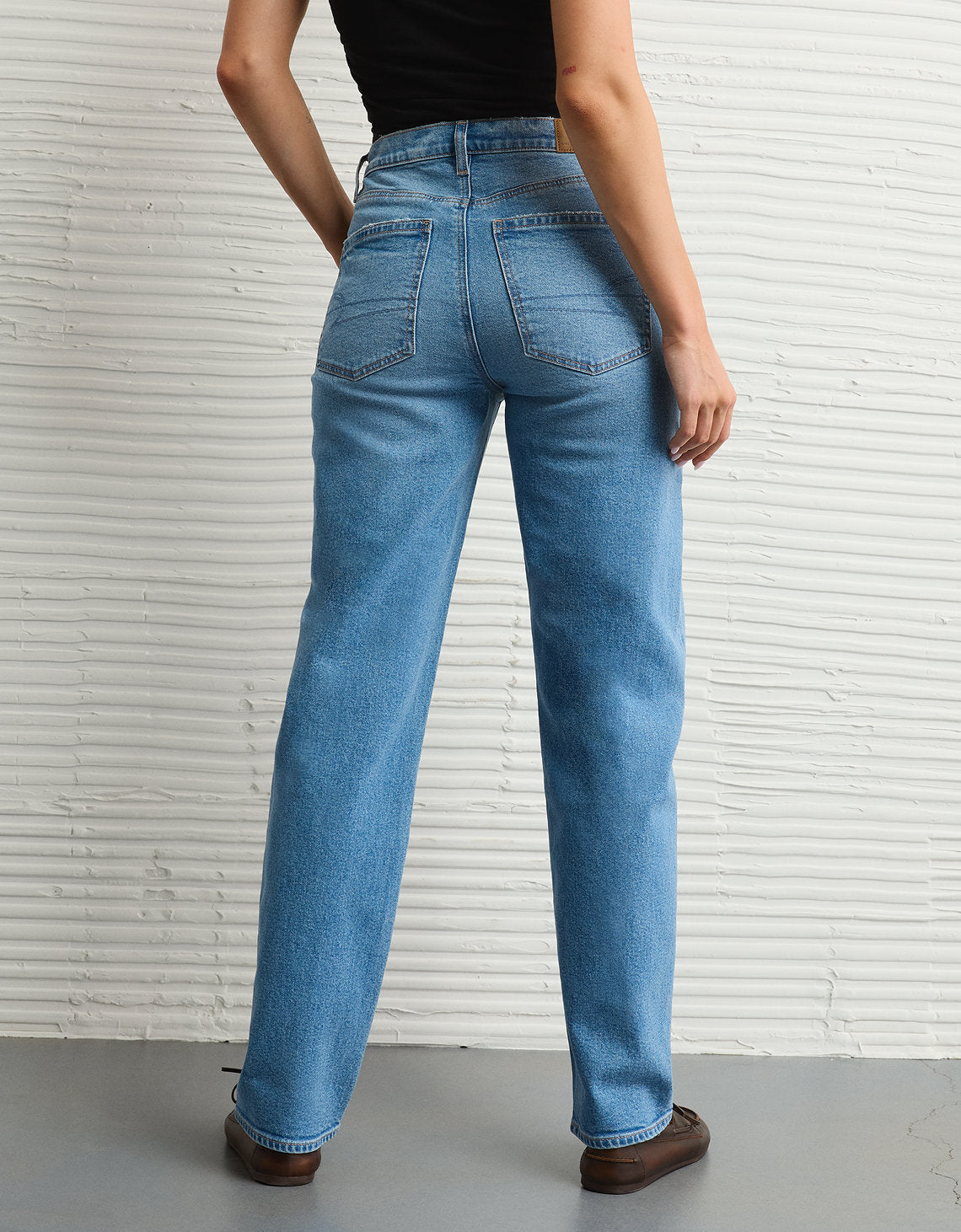 Jean Baggy Straight con Tiro Alto Ae - Azul 0437_5698_956_ob