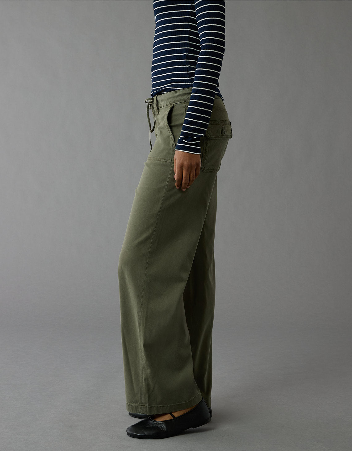 Pantalón ancho de tiro bajo y pierna ancha Ae Stretch - Verde 0461_5431_342_os