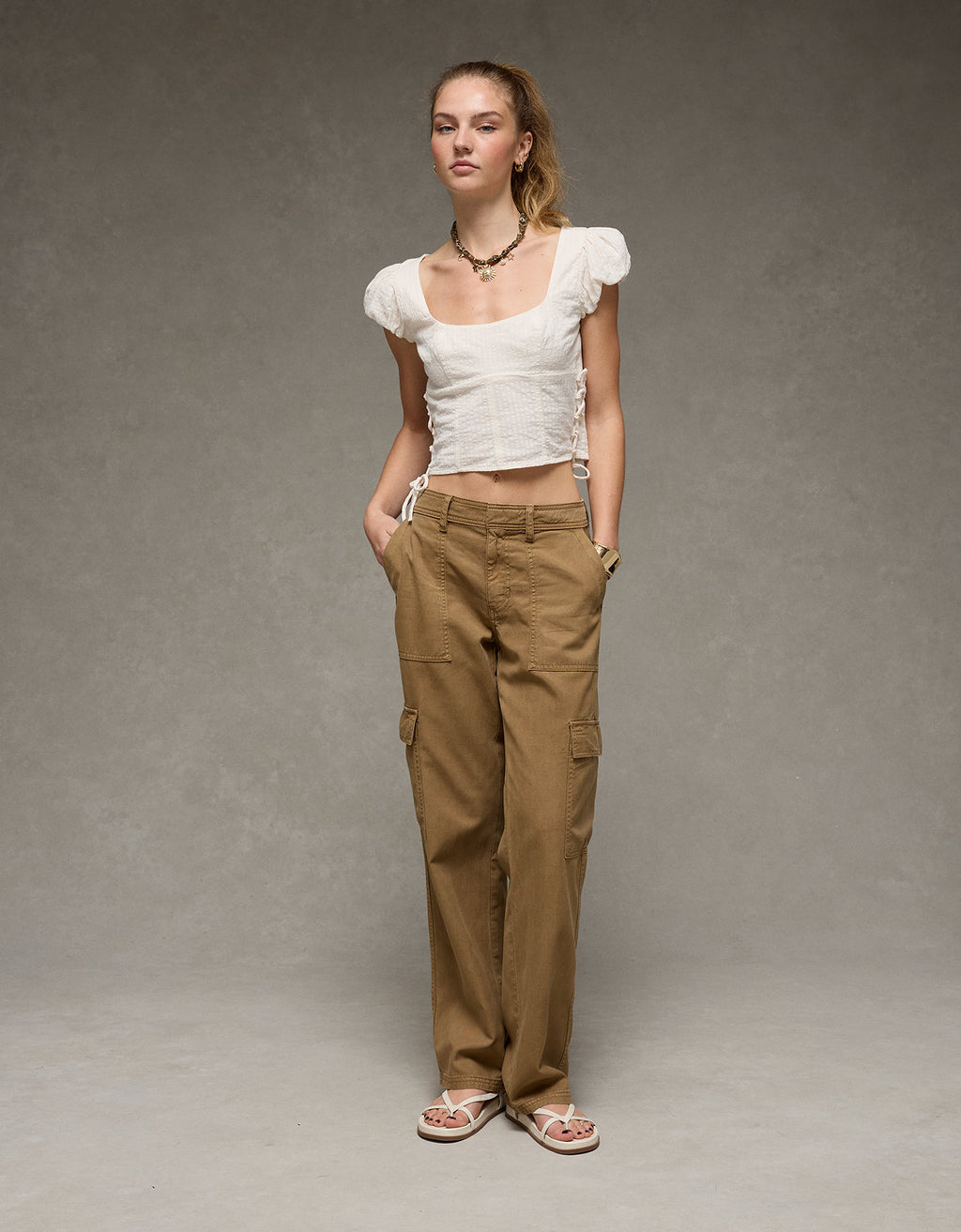 Pantalón Baggy Straight tipo cargo tiro bajo Ae - Generico 0461_5697_249_of