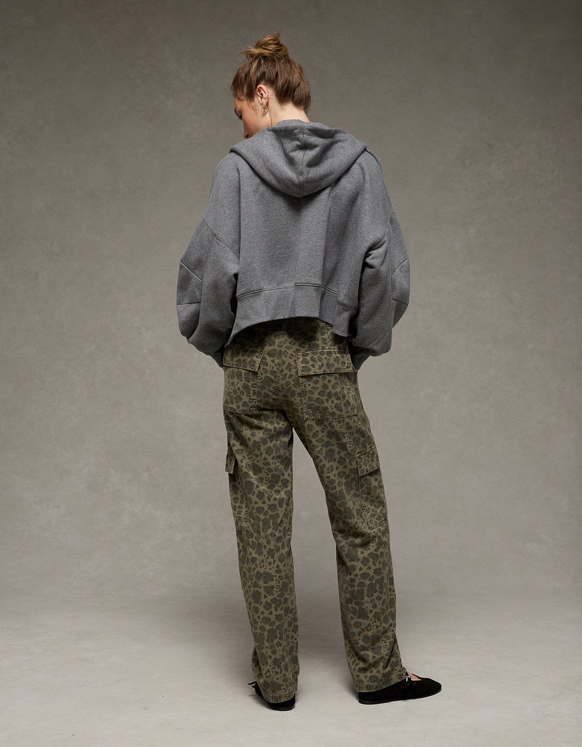 Pantalón Baggy Straight tipo cargo tiro bajo Ae - Generico 0461_5786_520_ob