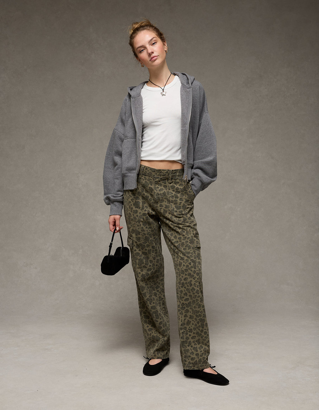Pantalón Baggy Straight tipo cargo tiro bajo Ae - Generico 0461_5786_520_of