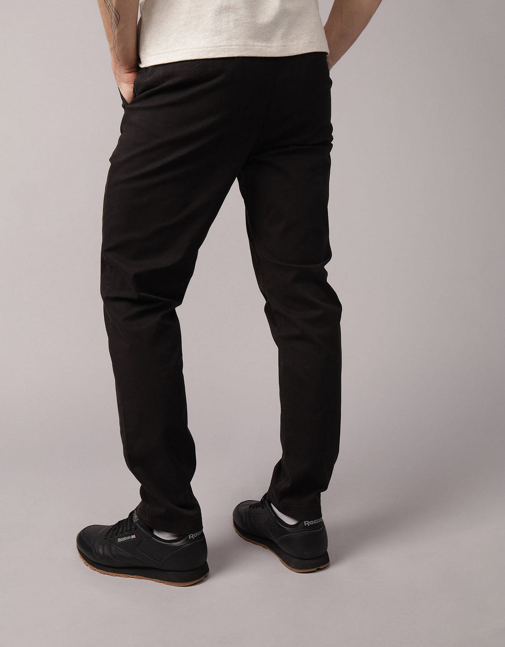 Pantalón Chino Slim Lived-In Ae - Negro 1120_5191_001_ob