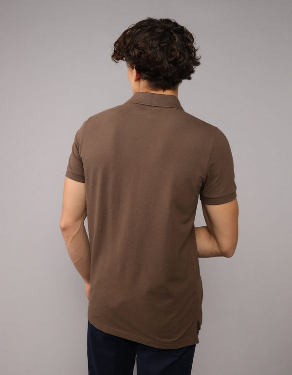 Polo en Tejido Piqué Slim Fit para Hombre - Café