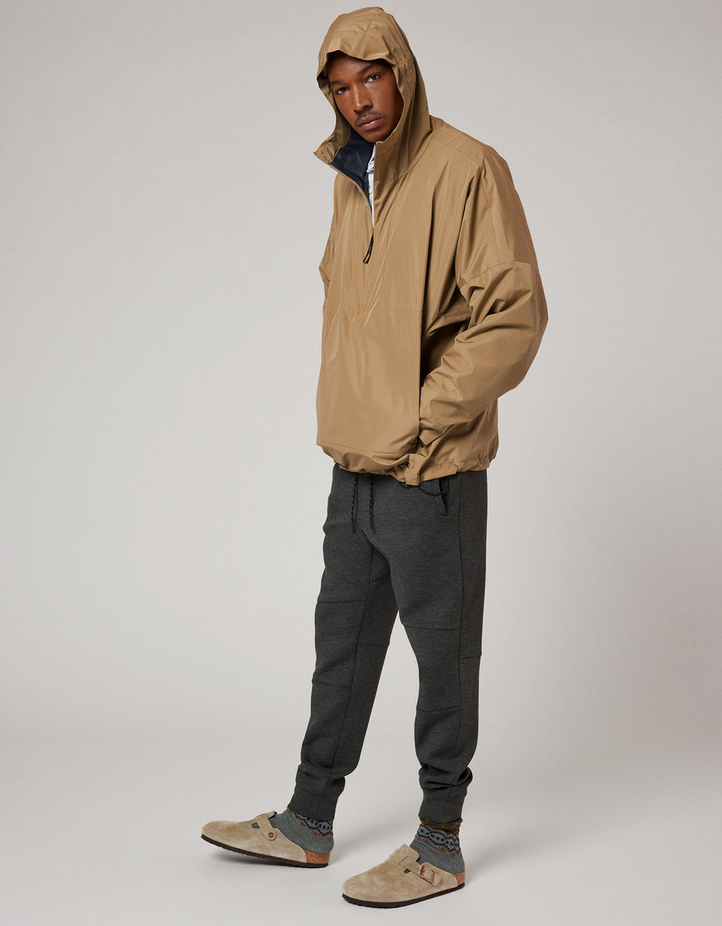 Jogger Ae 24/7 Good Vibes - Gris 1229_4783_029_l1