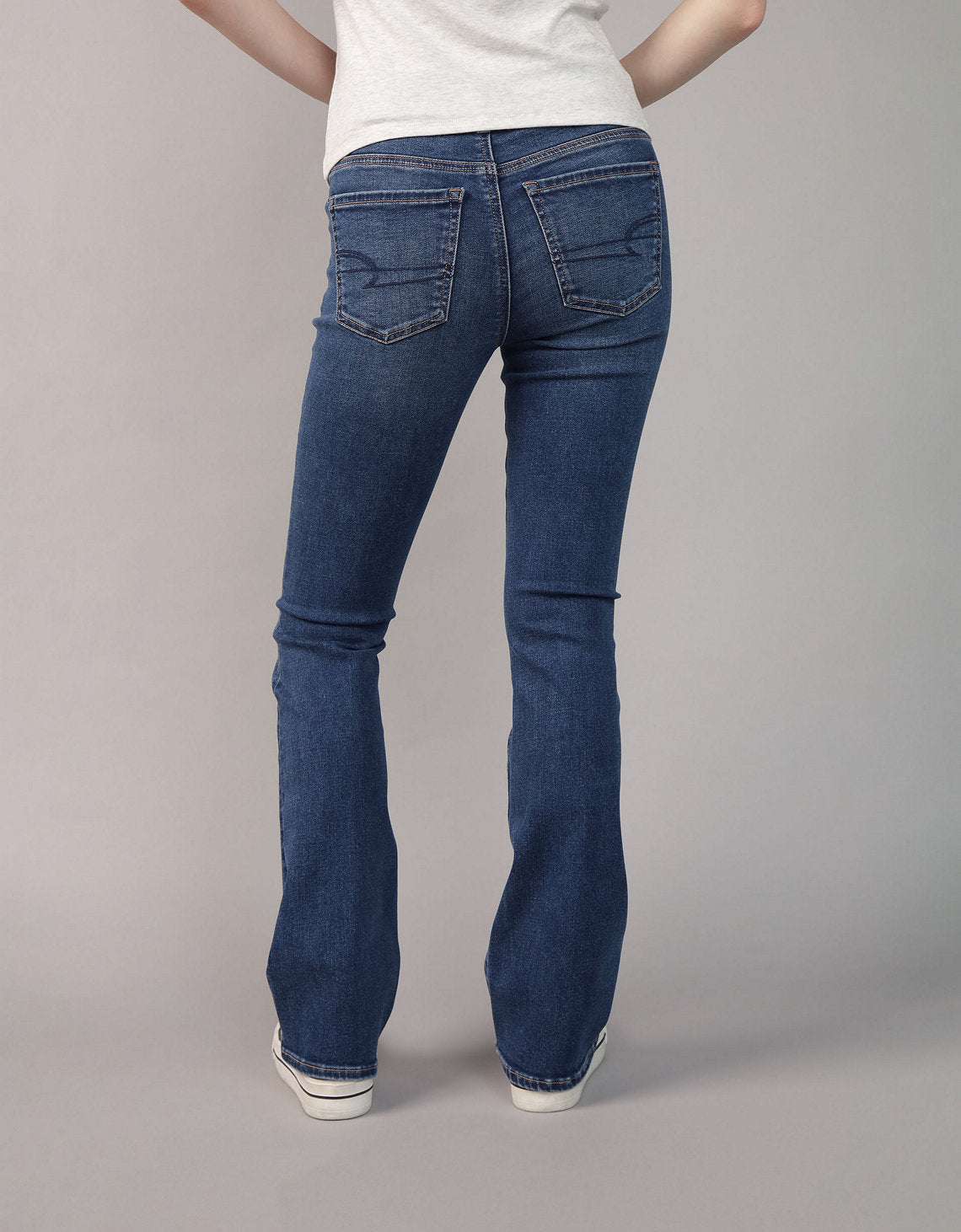 Jean Kick Bootcut de Tiro Bajo para Mujer - Generico 1432_5286_068_ob