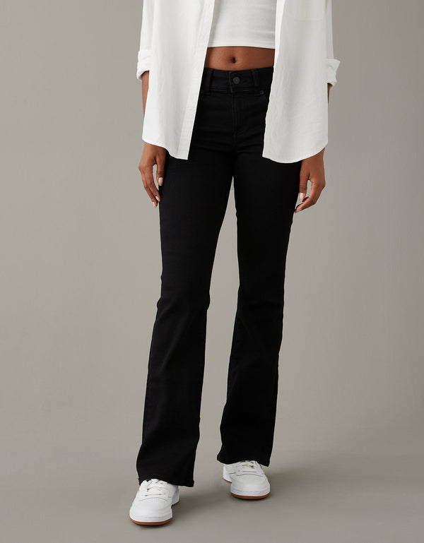Jean Ae Next Level de tiro bajo Kick Bootcut - Negro