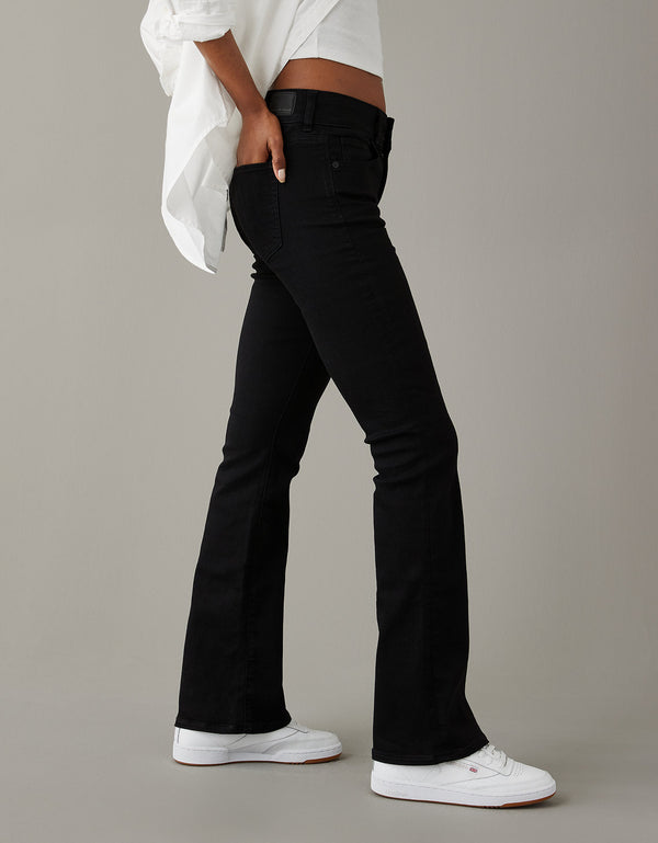 Jean Ae Next Level de tiro bajo Kick Bootcut - Negro