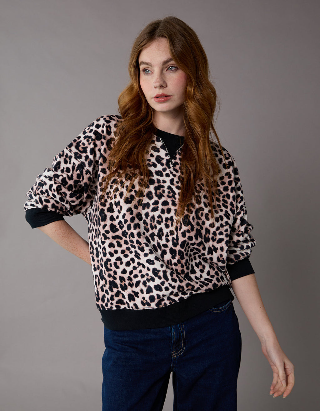 Polera Cuello Redondo Ae - Café 1457_2716_200_of