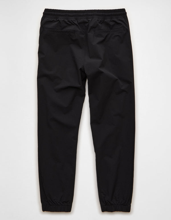 Jogger técnico Ae 24/7 - Negro