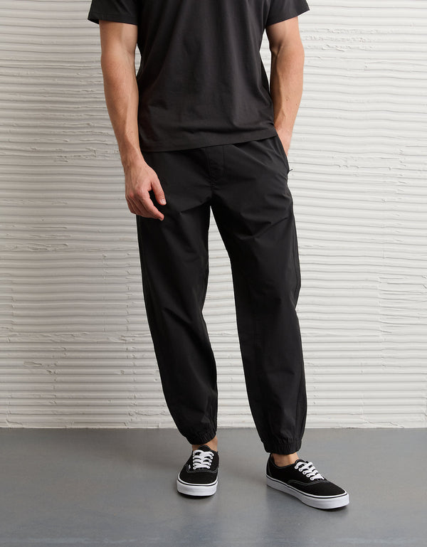 Jogger técnico Ae 24/7 - Negro