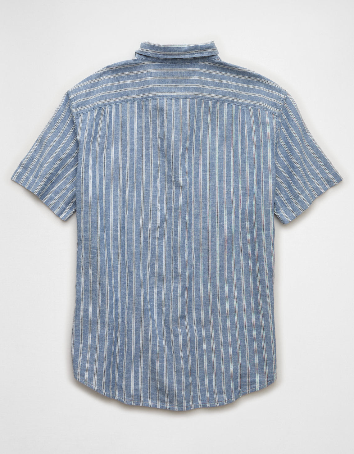 Camisa de manga corta con botones estándar Ae - Azul 2154_3073_403_b
