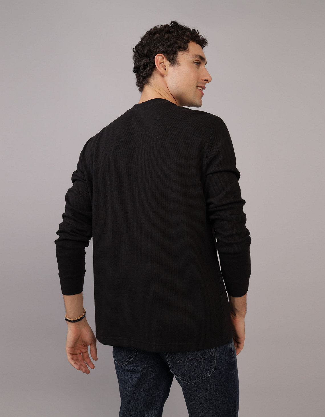 Polo sin Cuello Manga Larga cuello redondo Hombre AE - Negro 2171_3796_001_ob