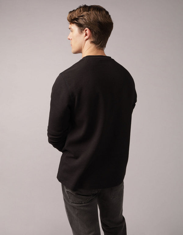 Camiseta Thermal Manga Larga Ae - Negro