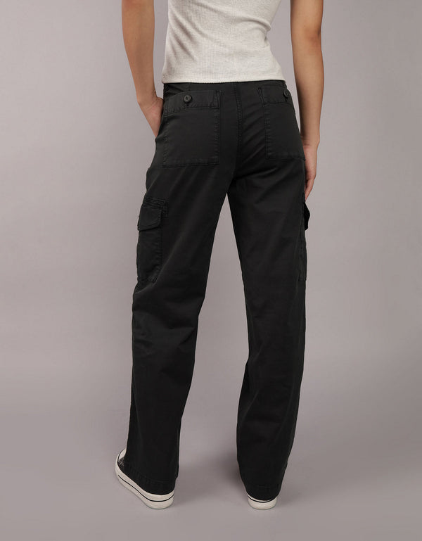 Pantalón AE tipo cargo de tiro alto para mujer - Negro
