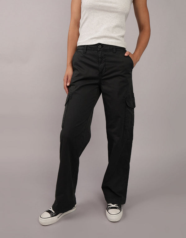 Pantalón AE tipo cargo de tiro alto para mujer - Negro
