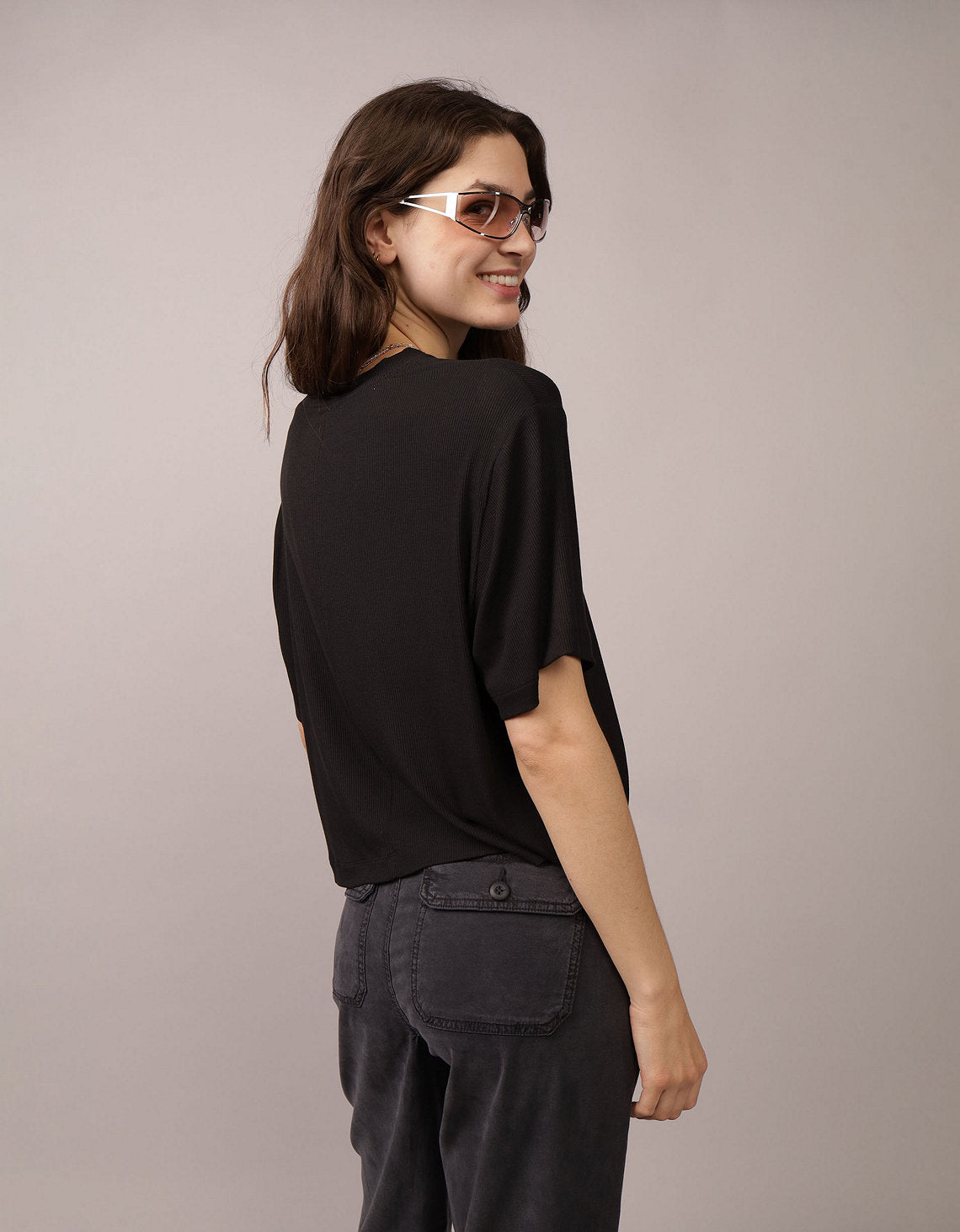 Polo sin Cuello Musculosa Suave y Sexy de Ae - Negro 2372_1099_001_ob