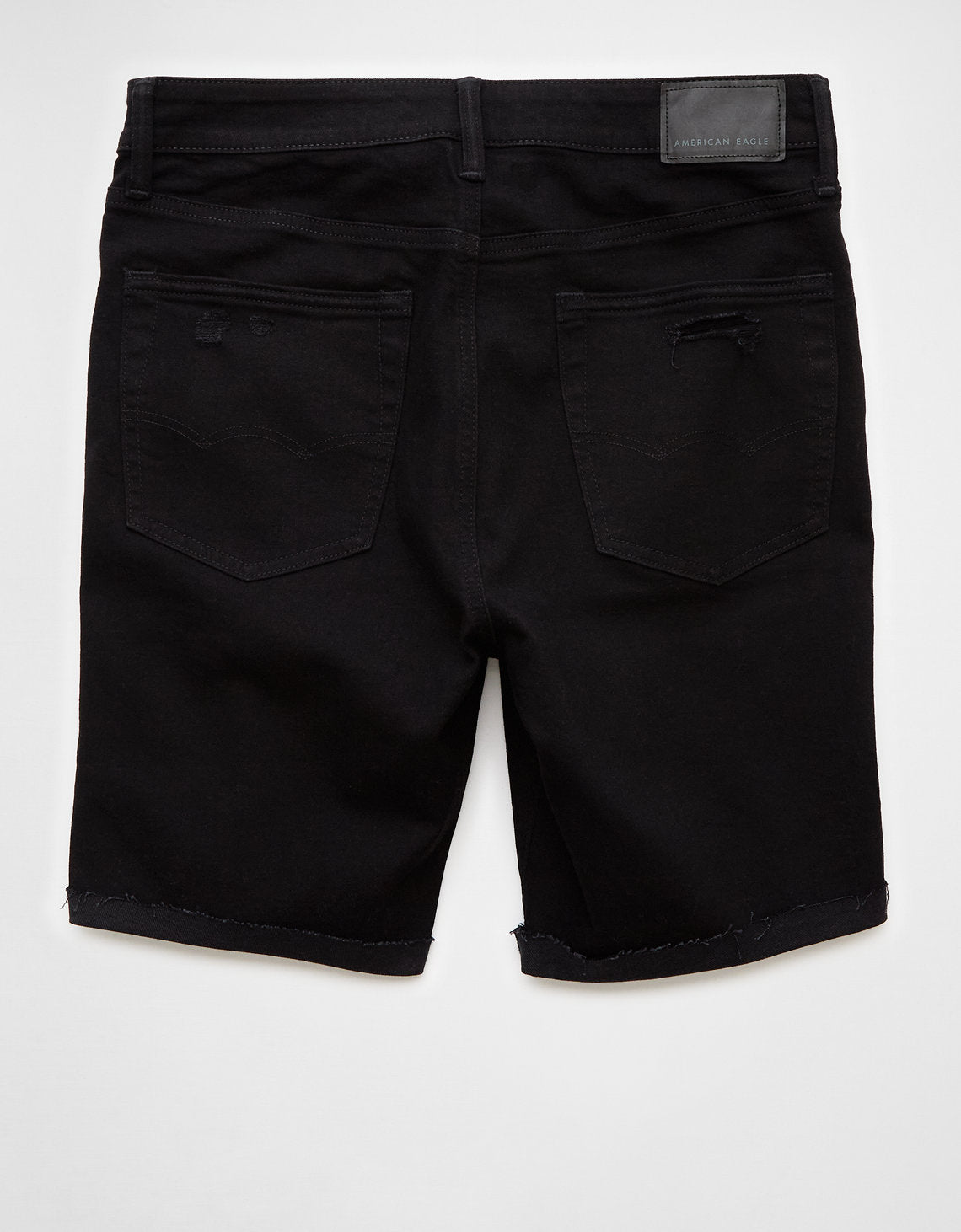 Bermuda en Denim con rotos Hombre AE - Negro 3131_7801_048_b