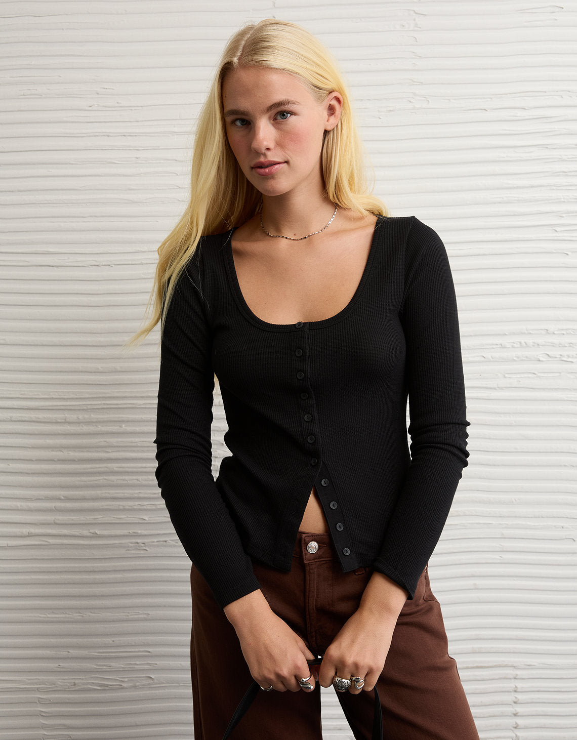 Camiseta Manga Larga con Botones Ae - Negro 3376_1514_073_os