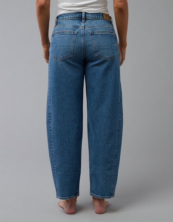 Jean barrel con stretch de mujer AE - Generico