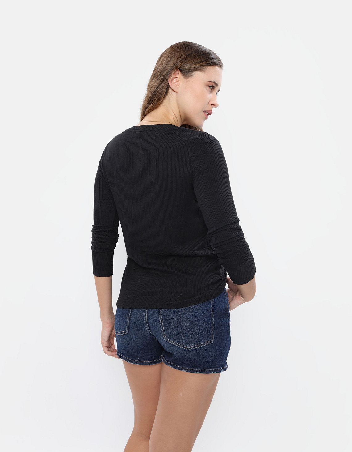 Polo sin Cuello manga larga cuello V Mujer AE - Negro 4373_8995_001_ob