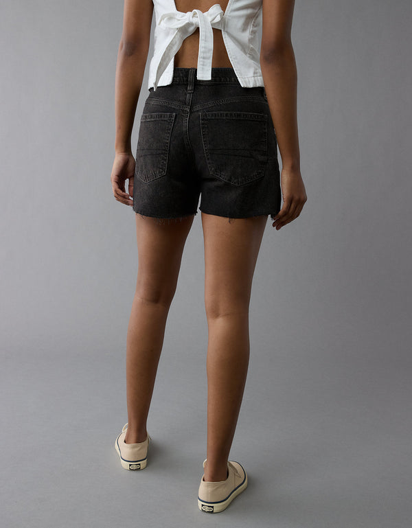 Short en Denim con Corte Ex-Boyfriend y Tiro Bajo para Mujer - Negro